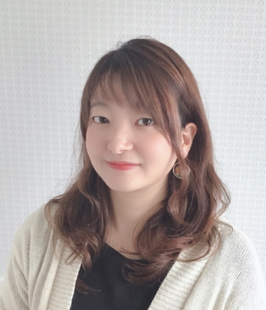 スタイリスト：千葉恵理子